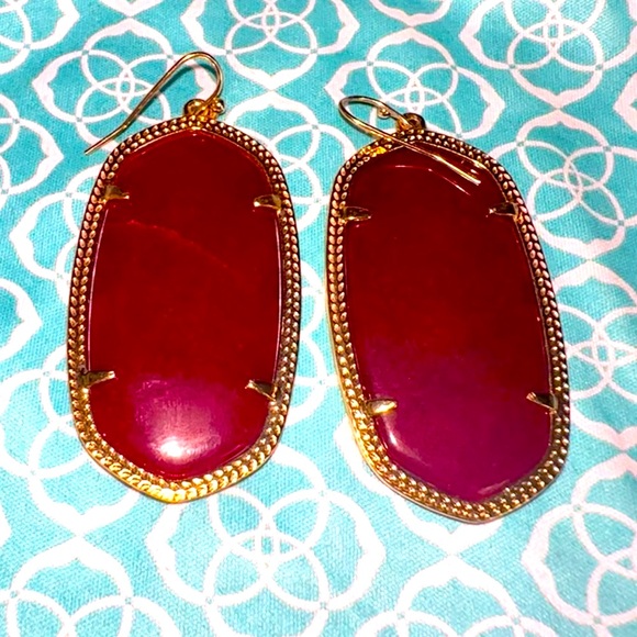 RETIRED STYLE + COLOR - Kendra Scott Gold Maroon Jade Danielle’s - Picture 2 of 3